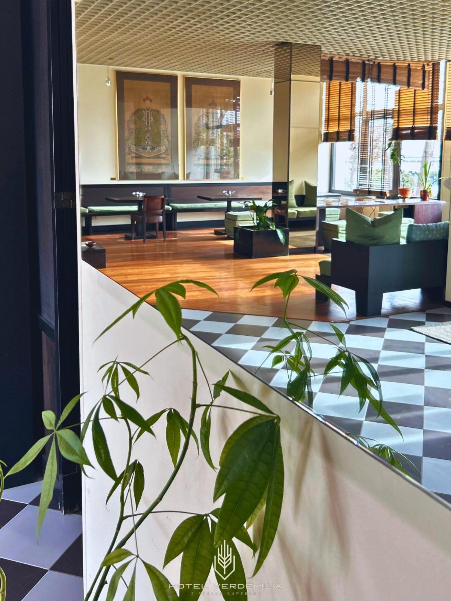 Verdemilia Hotel Анцола дел'Емилия Екстериор снимка